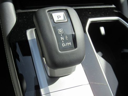 New 2025 Mitsubishi Outlander SE image 20