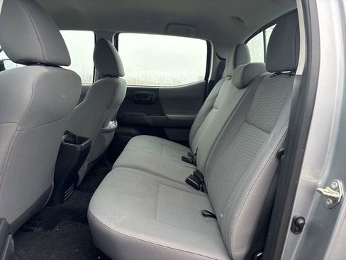 Used 2017 Toyota Tacoma SR image 13