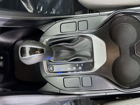 Used 2017 Hyundai Santa Fe Sport image 20