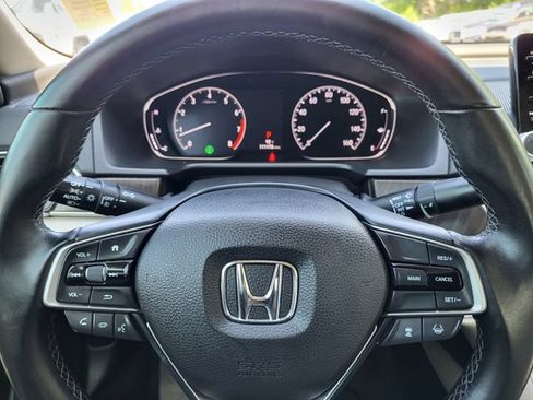 Used 2018 Honda Accord EX-L image 15