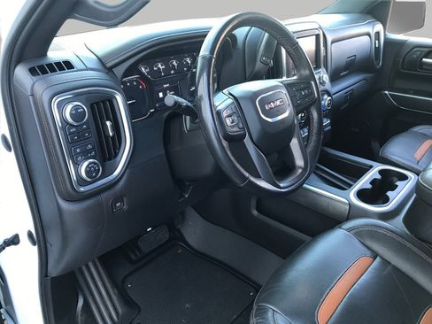 Certified 2022 GMC Sierra 1500 AT4 w/ AT4 Preferred Package AWD/4WD image 10