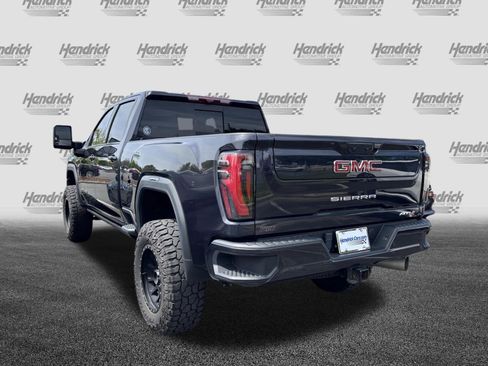 Used 2024 GMC Sierra 3500 AT4 w/ AT4 Premium Plus Package image 8