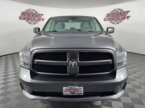 Used 2018 RAM 1500 Express AWD/4WD image 2