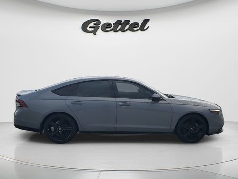 Used 2024 Honda Accord Sport image 4