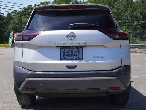 Used 2022 Nissan Rogue SV AWD/4WD image 10