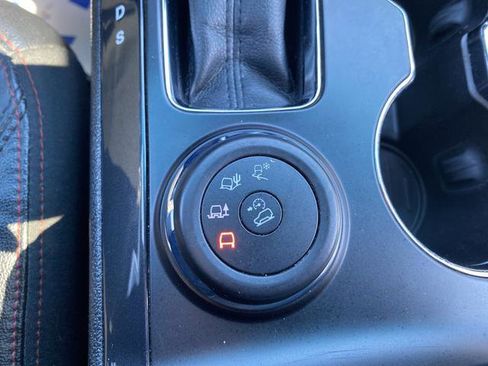 Used 2016 Ford Explorer Sport w/ Equipment Group 401A AWD/4WD image 22