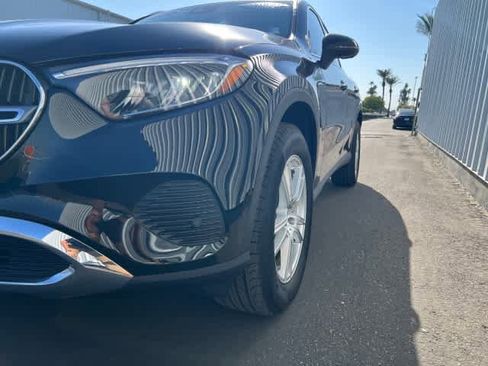 Certified 2025 Mercedes-Benz GLC 300 image 9