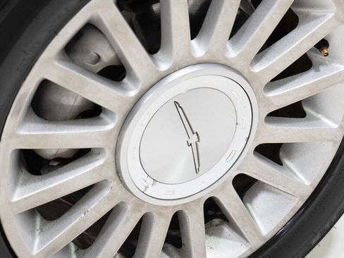 Used 2005 Ford Thunderbird Deluxe image 47