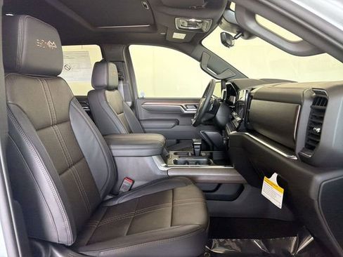 New 2026 Chevrolet Silverado 1500 High Country w/ High Country Premium Package image 23