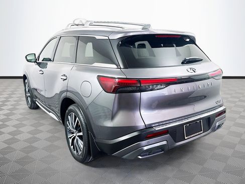 Used 2023 INFINITI QX60 Sensory w/ Vision Package image 4