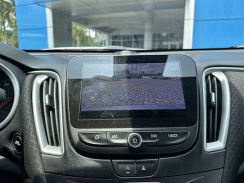 Used 2023 Chevrolet Malibu LT FWD image 24
