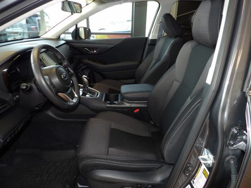 Used 2025 Subaru Outback Premium image 25