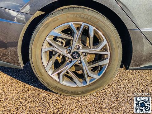 Used 2021 Hyundai Sonata SEL image 11