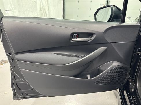 Used 2026 Toyota Corolla SE FWD image 8