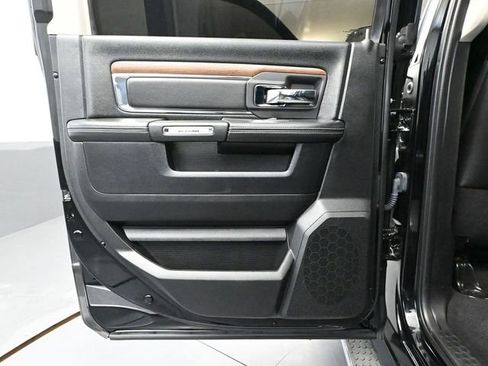 Used 2015 RAM 2500 Laramie w/ Convenience Group image 38