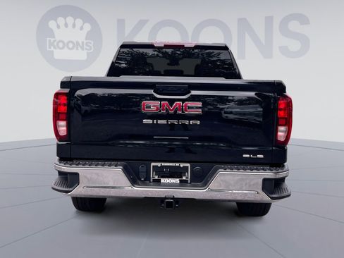 New 2026 GMC Sierra 1500 SLE image 5