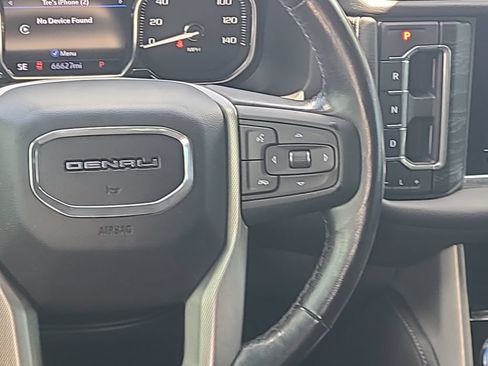 Used 2021 GMC Yukon Denali w/ Denali Premium Package RWD image 21