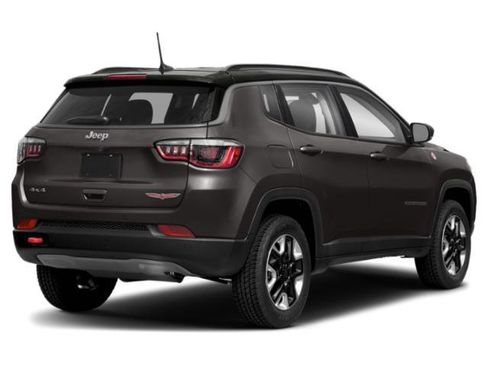 Used 2019 Jeep Compass Trailhawk image 2