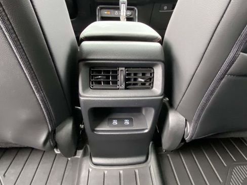 Used 2025 Honda CR-V Sport-L image 11