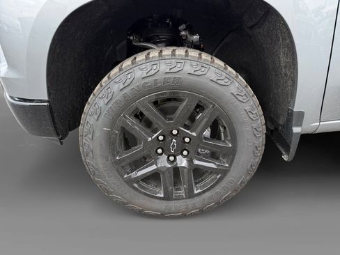 New 2026 Chevrolet Silverado 1500 LT Trail Boss w/ LT Trail Boss Premium Package AWD/4WD image 9