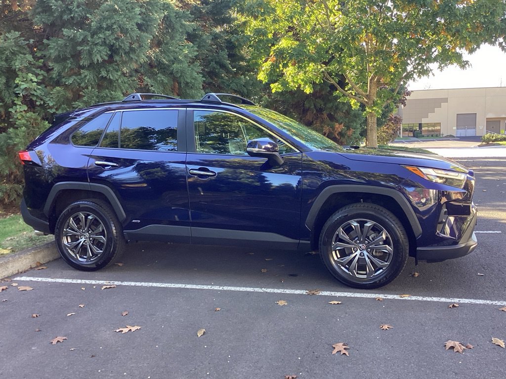 Certified 2023 Toyota RAV4 Limited w/ Limited Grade Weather Package AWD/4WD image 7