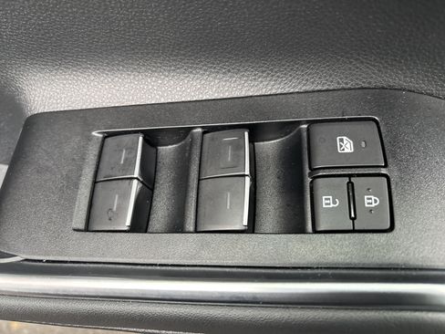 Certified 2026 Toyota Highlander Platinum image 20