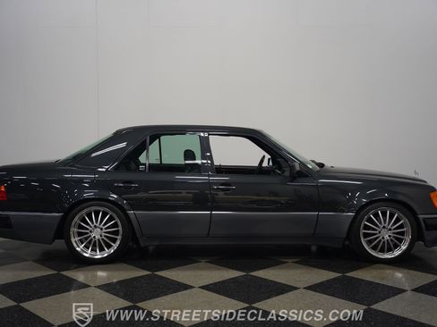 Used 1993 Mercedes-Benz 500 E image 17