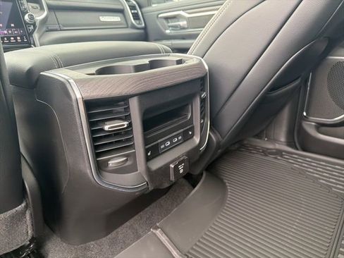 New 2026 RAM 1500 Laramie AWD/4WD image 19
