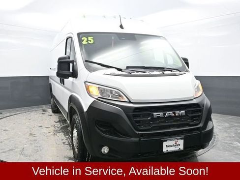 Used 2025 RAM ProMaster 2500 w/ Convenience Group image 5