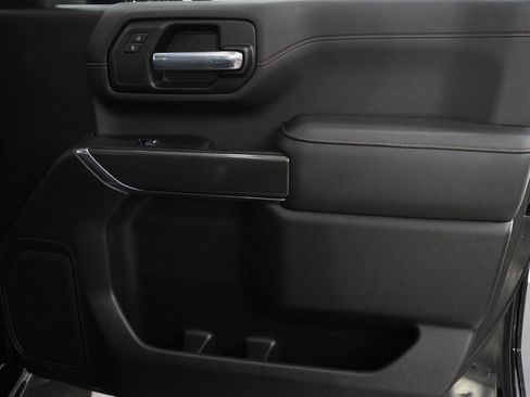 Used 2022 GMC Sierra 2500 AT4 w/ Gooseneck/5TH Wheel Package image 12