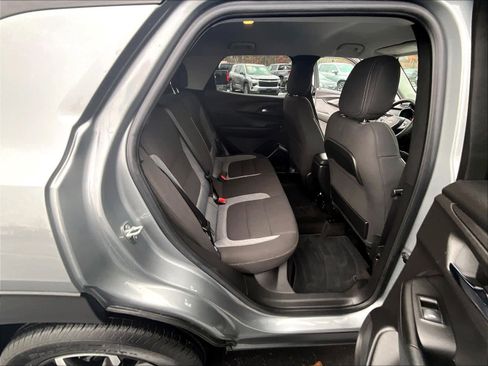 Used 2023 Chevrolet TrailBlazer LT w/ Convenience Package image 15