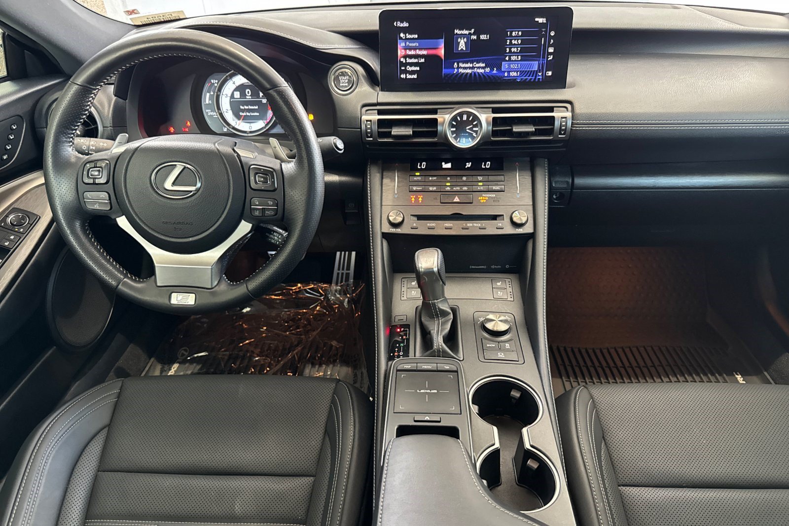 Certified 2024 Lexus RC 300 F Sport w/ Navigation Package RWD image 17