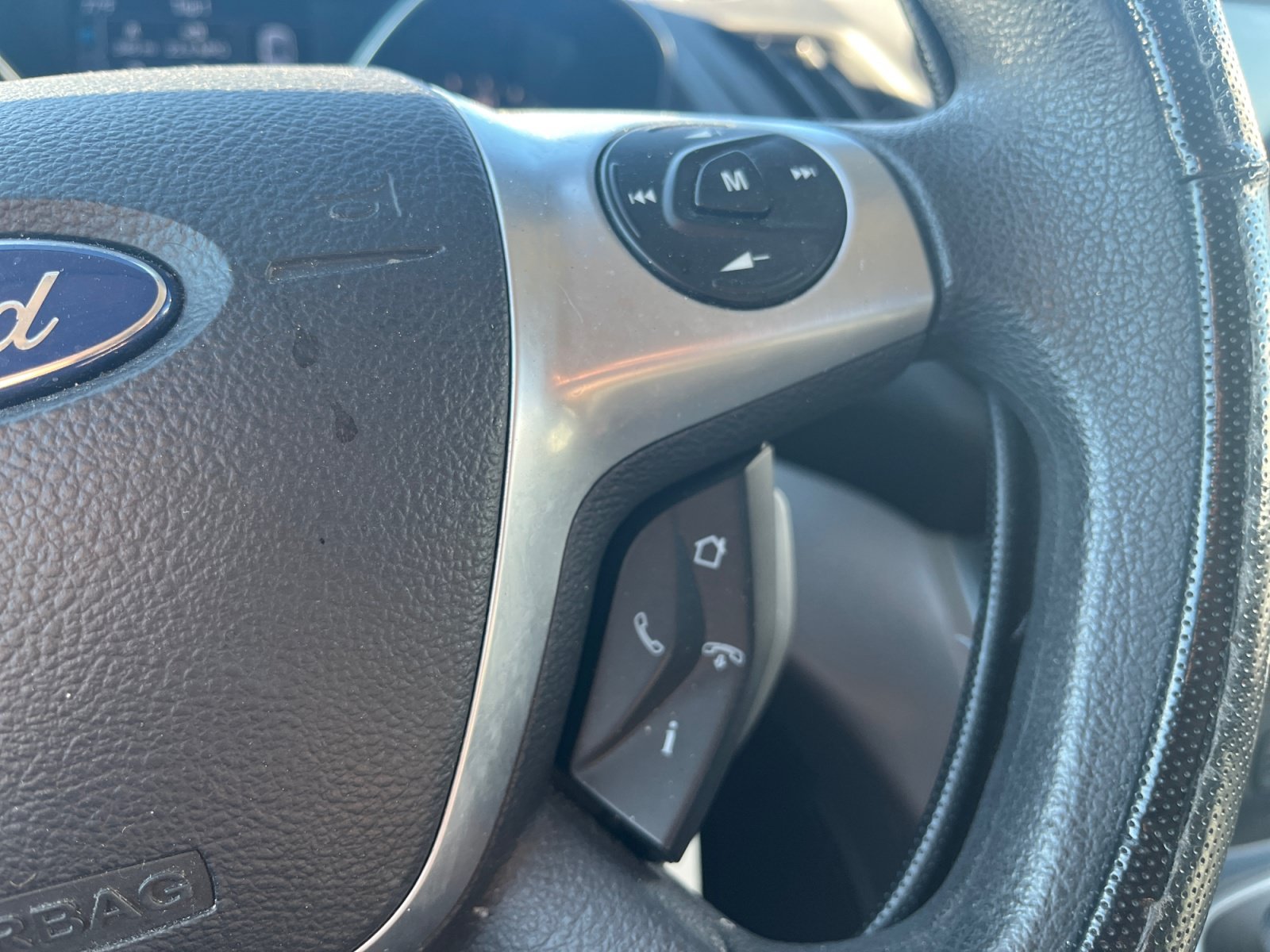 Used 2014 Ford Escape SE w/ Equipment Group 201A FWD image 21
