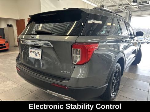 Used 2023 Ford Explorer XLT w/ Equipment Group 202A AWD/4WD image 13