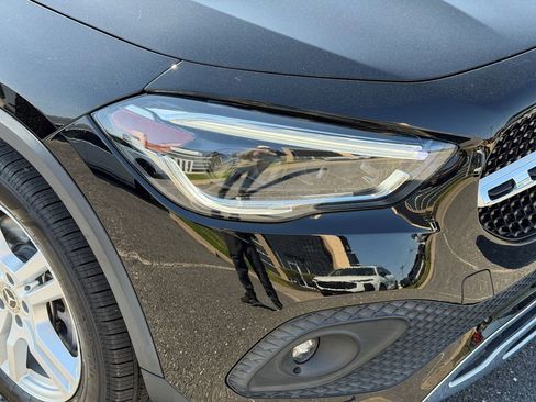 Used 2023 Mercedes-Benz GLA 250 4MATIC image 9