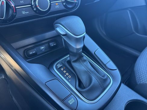 Used 2024 Kia Soul LX w/ Option Group 015 image 19