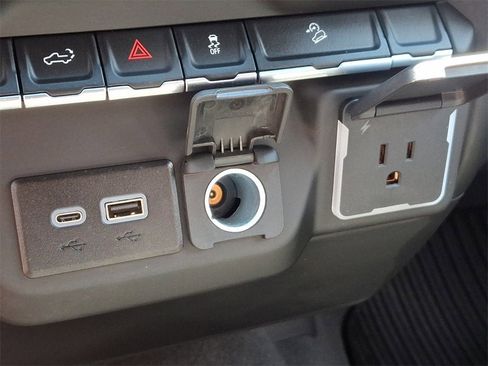 Certified 2023 Chevrolet Silverado 1500 Custom Trail Boss image 25