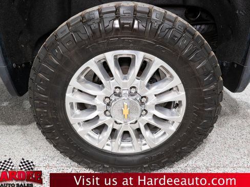Used 2023 Chevrolet Silverado 2500 High Country image 10