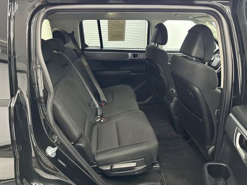 Used 2026 Hyundai Santa Fe SE FWD image 15