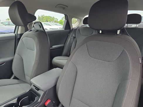 New 2026 Kia K4 FWD image 21