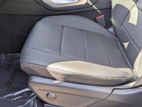 New 2025 Mercedes-Benz GLE 350 4MATIC image 4