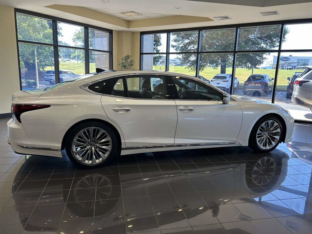 Used 2022 Lexus LS 500 w/ Interior Upgrade Package RWD image 2