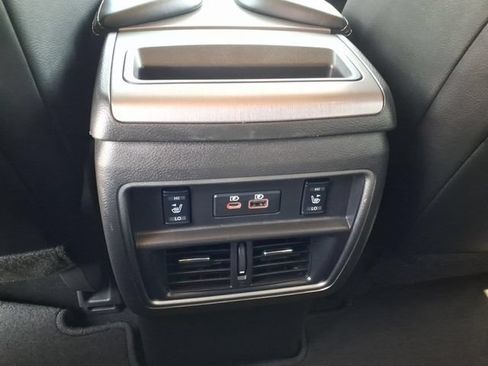 Used 2024 Nissan Murano SL w/ Cargo Package AWD/4WD image 12