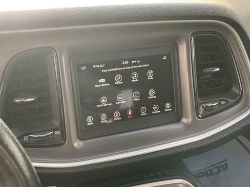 Used 2022 Dodge Challenger R/T w/ Driver Convenience Group image 13