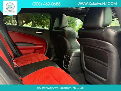 Used 2021 Dodge Charger Scat Pack RWD image 27