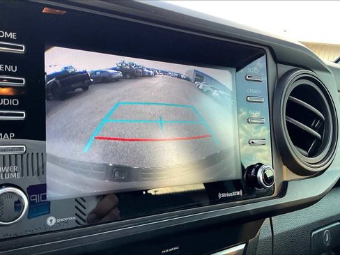 Used 2021 Toyota Tacoma SR w/ SR Convenience Package image 24