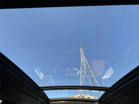 Used 2021 BMW X3 xDrive30i w/ M Sport Package image 11