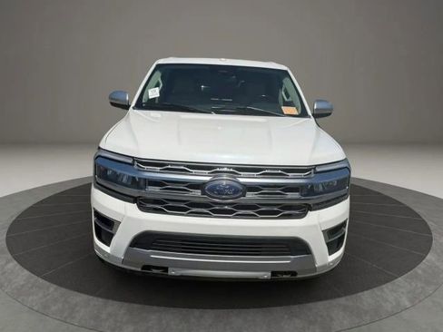 Used 2023 Ford Expedition Max Platinum AWD/4WD image 8
