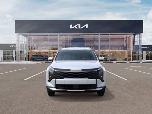 New 2026 Kia Sportage LX image 2