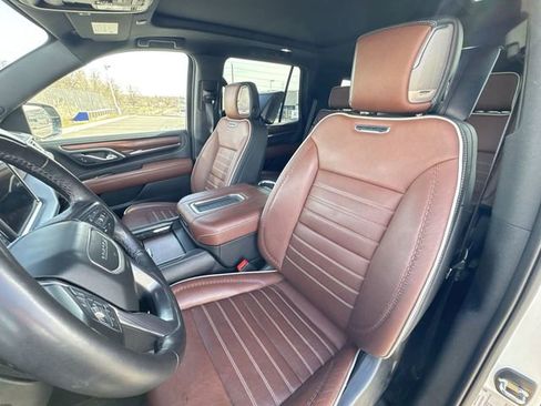 Certified 2023 GMC Yukon Denali Ultimate image 22